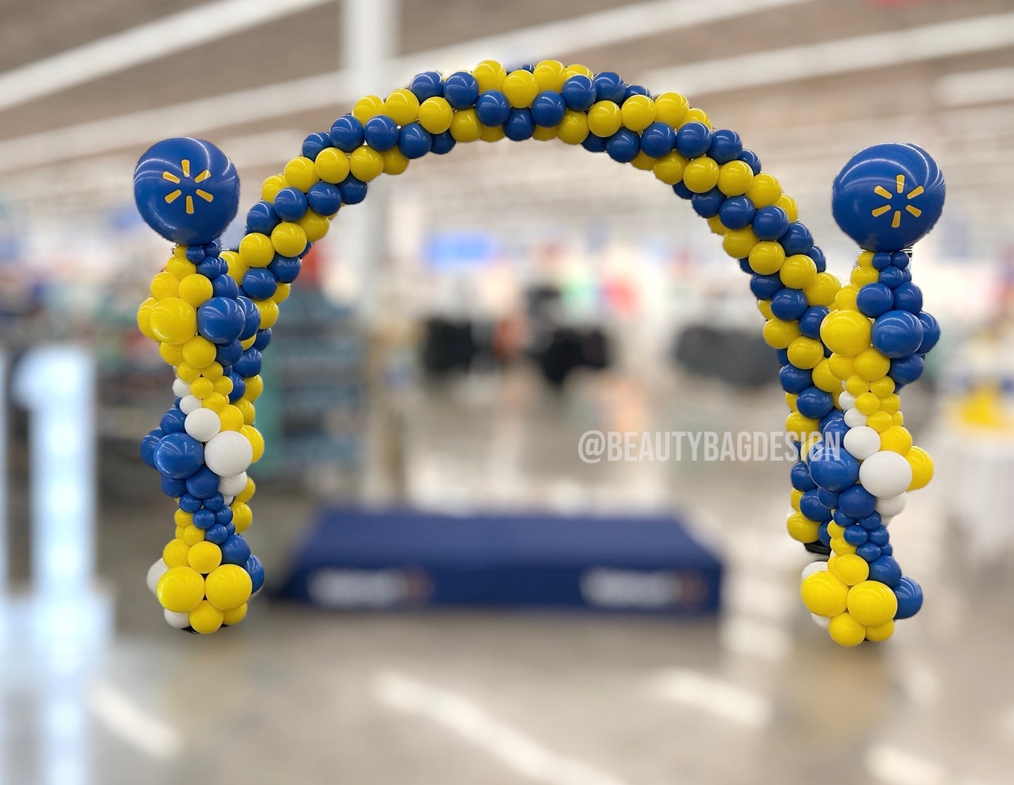Large Balloon Arch + 2 Balloon Columns Combo plus Stand RENTAL